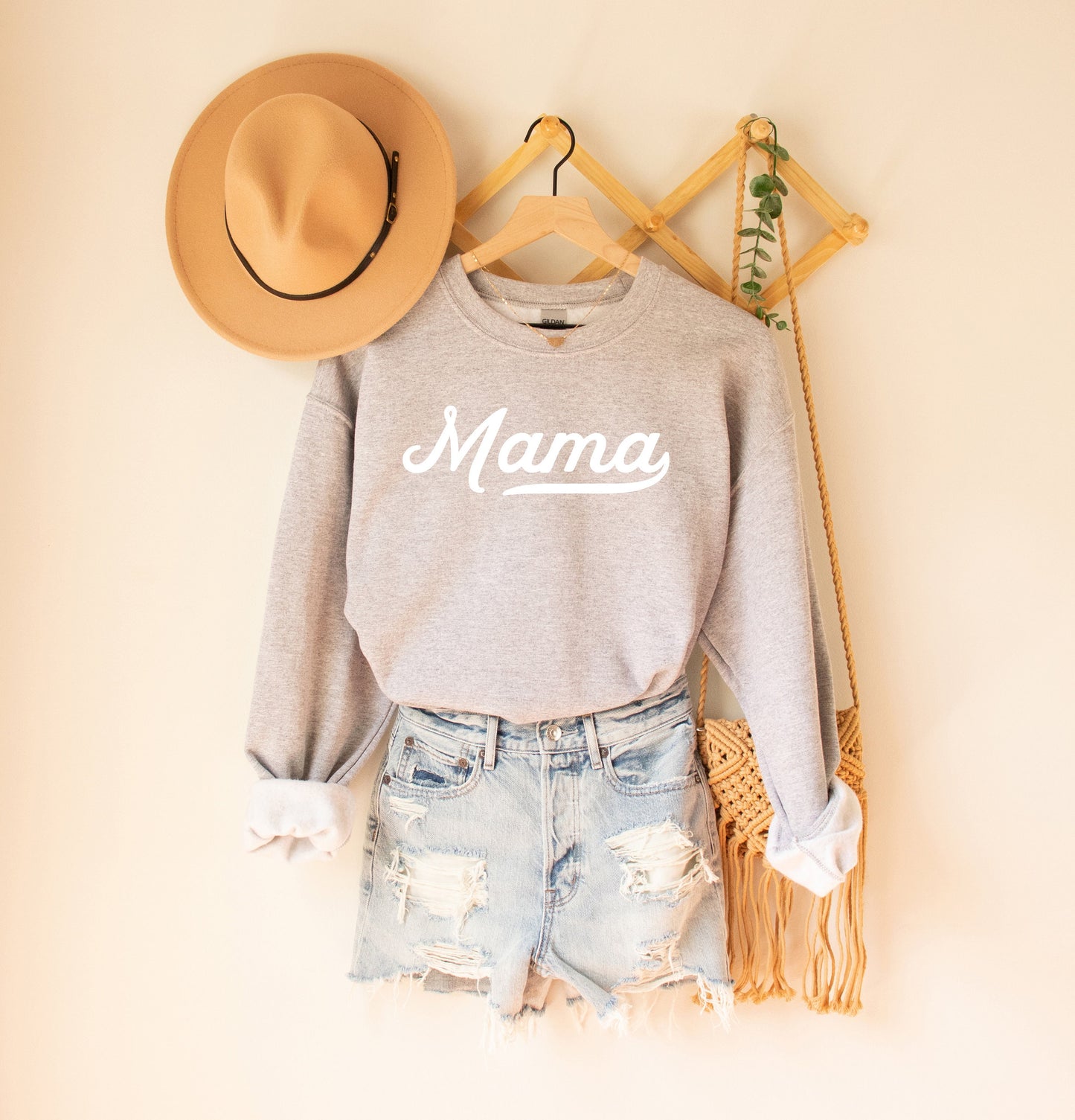 Mama Personalized Sweatshirt, Mama sweatshirt, Pregnancy Announcement, Mom Life, Mom Shirt, Gifts for Mom,New Mom, Mom to be